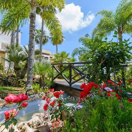 Cubo's & Golf * Marbella